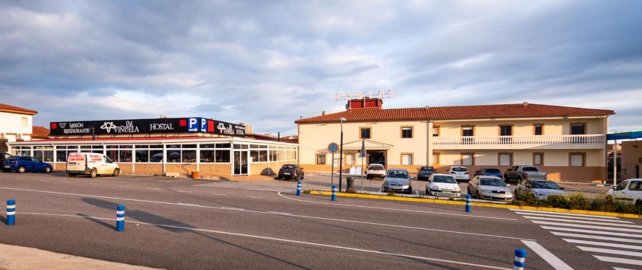 Hostal Vinuela San Pedro de Merida エクステリア 写真