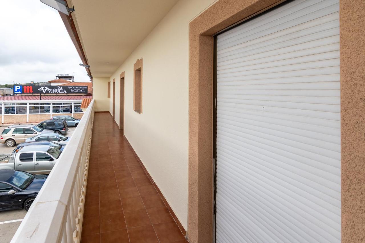 Hostal Vinuela San Pedro de Merida エクステリア 写真